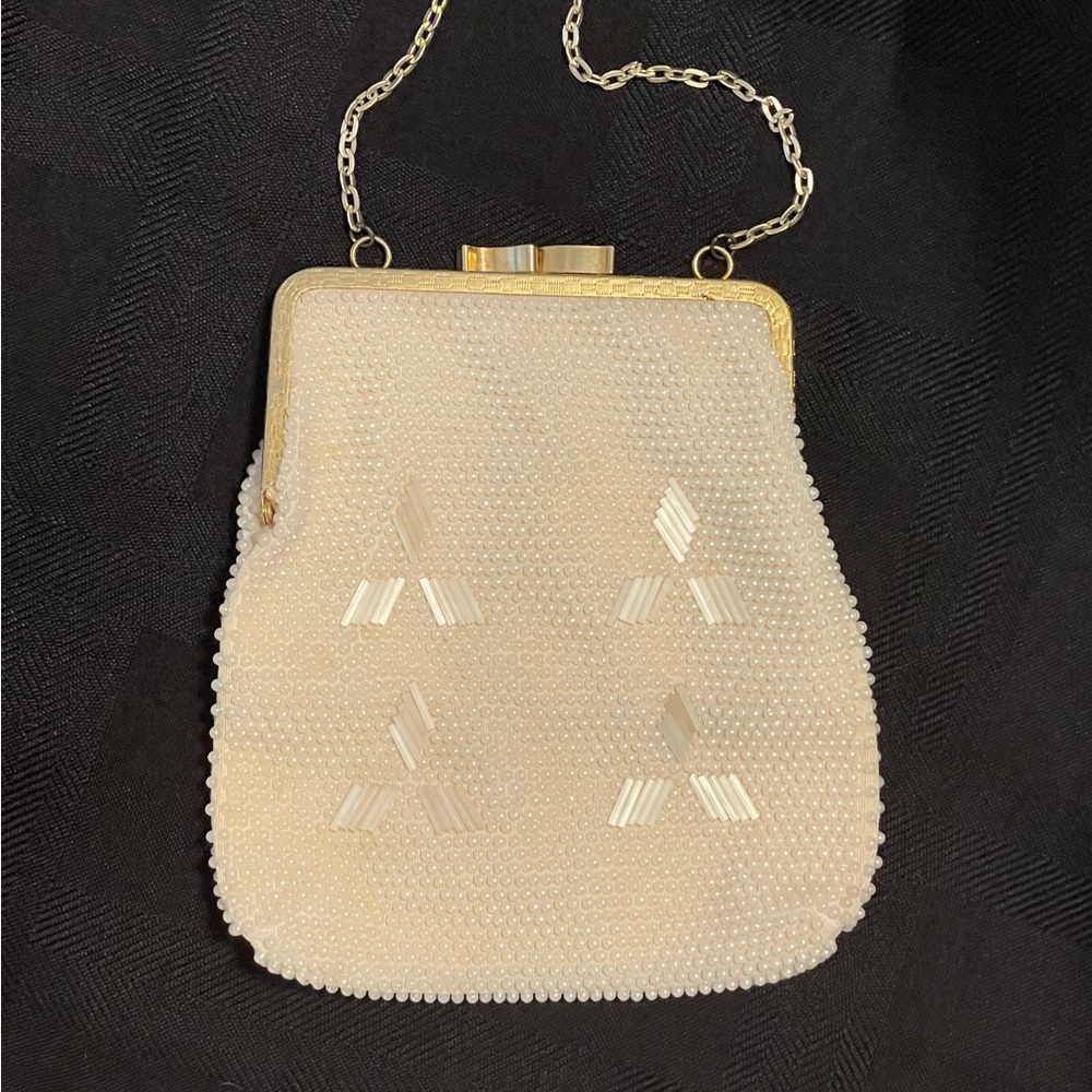 Vintage 60’s Fine Arts Bag Co. Beaded Bag